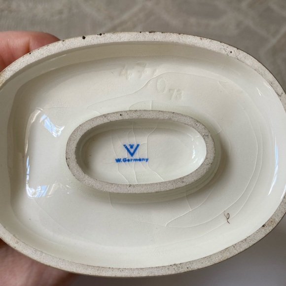 Hummel Goebel Vintage Figurine #47 “Goose Girl” - Picture 16 of 16